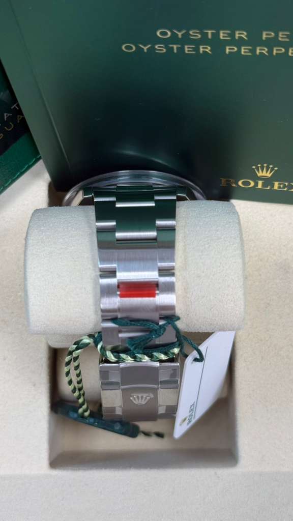 Rolex Oyster Perpetual 41 – Lavender Dial (Ref. 134300) | 2026 | Complete Set | Brand New