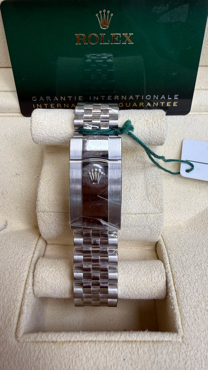 Rolex Datejust 41 Mint Green Index Dial on Jubilee 126334 Card 2023