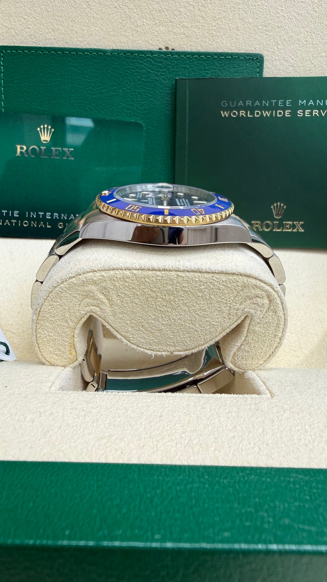 Rolex Submariner Blue Dial on Oyster 126613LB Card 2021