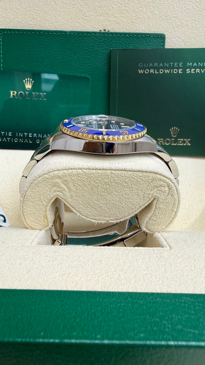 Rolex Submariner Blue Dial on Oyster 126613LB Card 2021