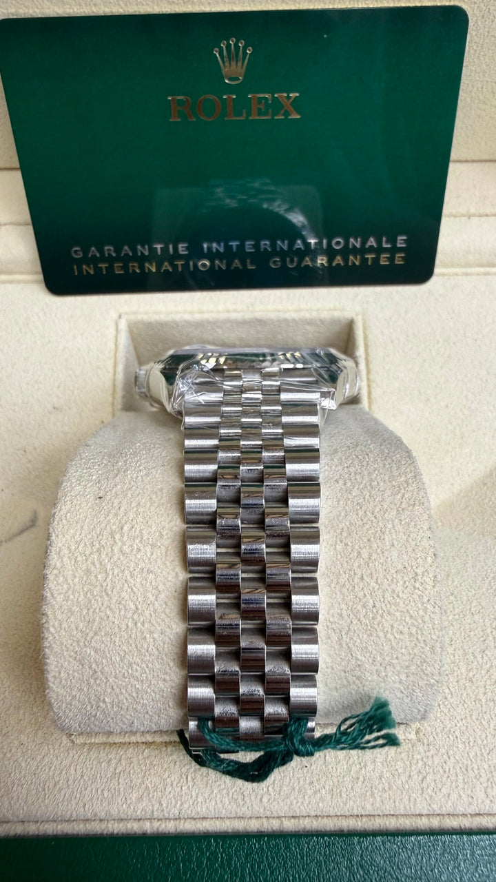 Rolex Datejust 41 Blue Roman Dial on Jubilee 126334 Card 2022