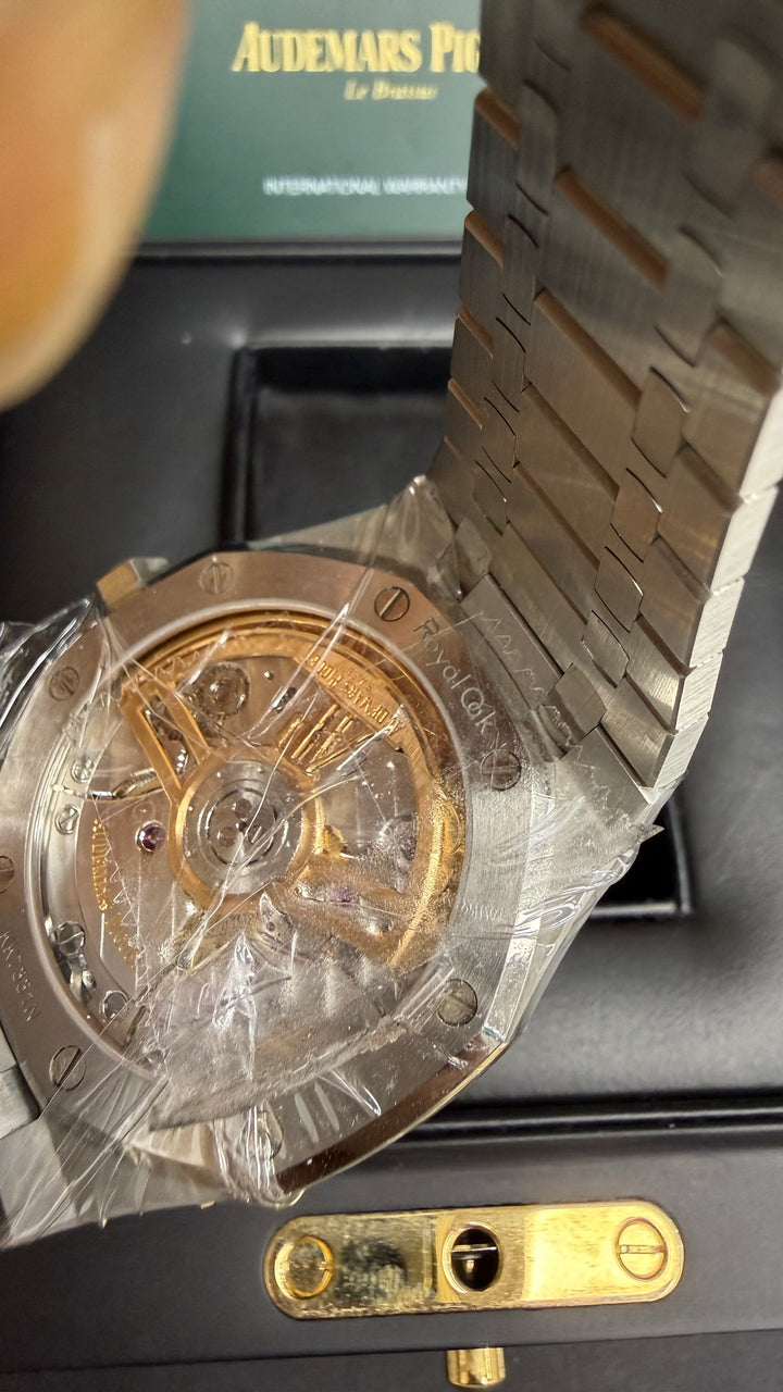 Audemars Piguet Royal Oak Selfwinding WHITE Dial on Bracelet 15510ST.OO.1320ST.08 Card 2024