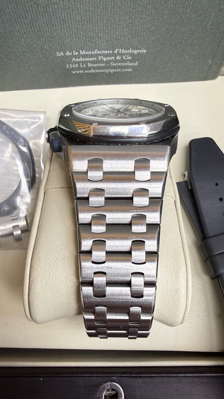 Audemars Piguet Royal Oak Offshore White Dial on Rubber Strap/Stainless Steel STRAP 25940SK.OO.D002CA.02.A Complete 2006