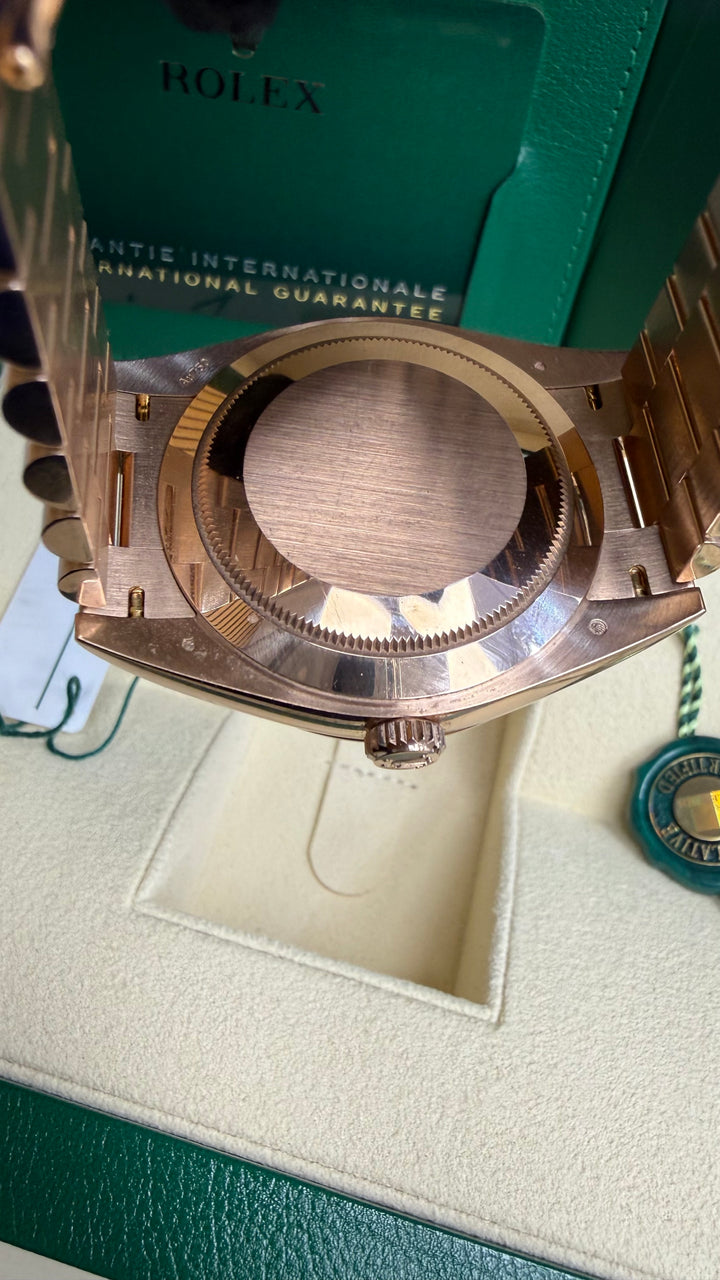 Rolex Day-Date 40 Olive Green Roman Dial on President 228235 Complete 2021