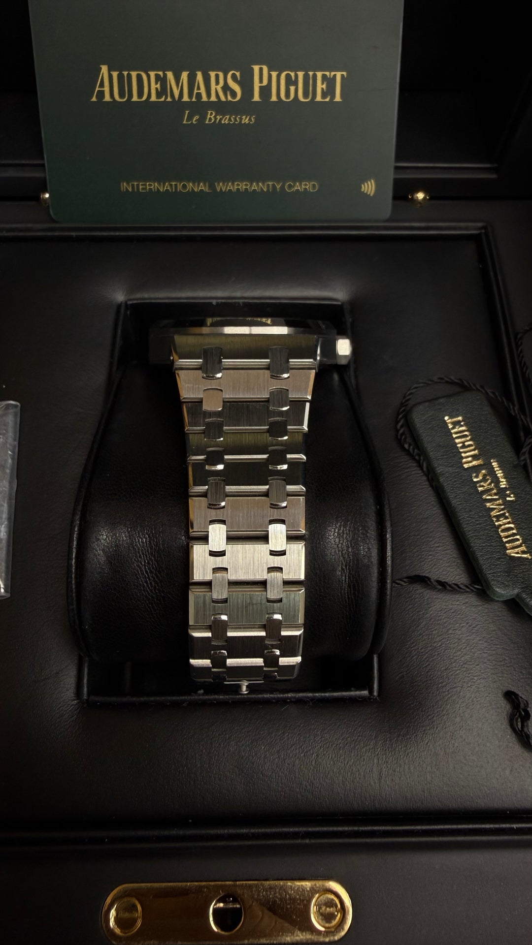 Audemars Piguet Royal Oak Selfwinding Slate Grey Dial on Bracelet 15500ST.OO.1220ST.02 Complete 2020