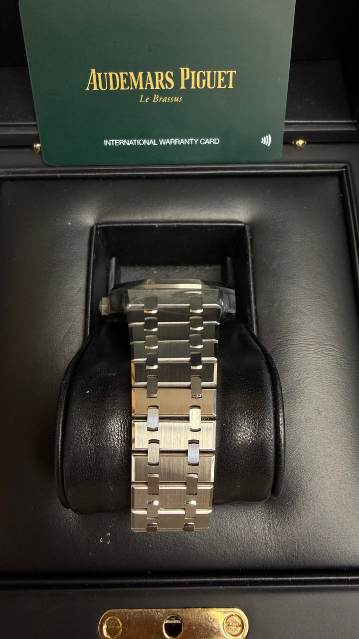 Audemars Piguet Royal Oak Selfwinding WHITE Dial on Bracelet 15510ST.OO.1320ST.08 Card 2024