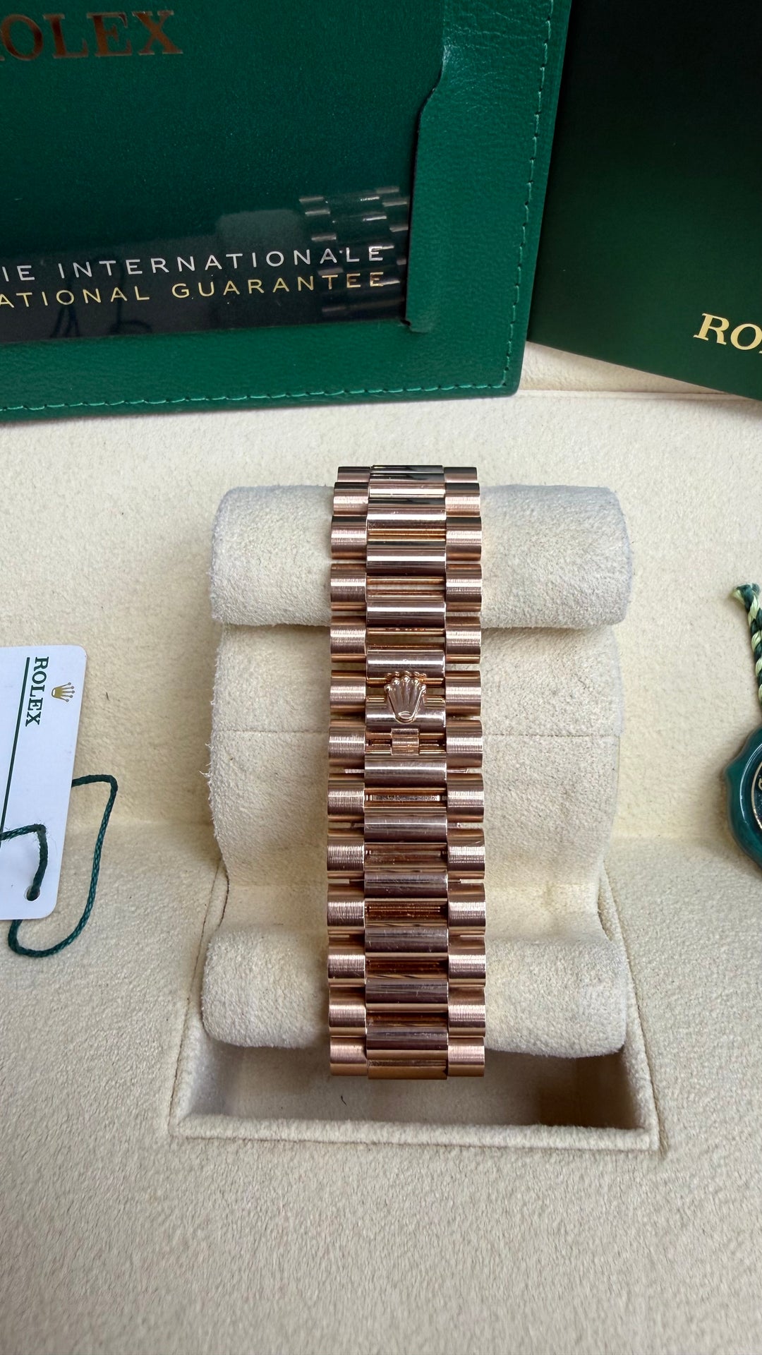 Rolex Day-Date 40 Olive Green Roman Dial on President 228235 Complete 2021