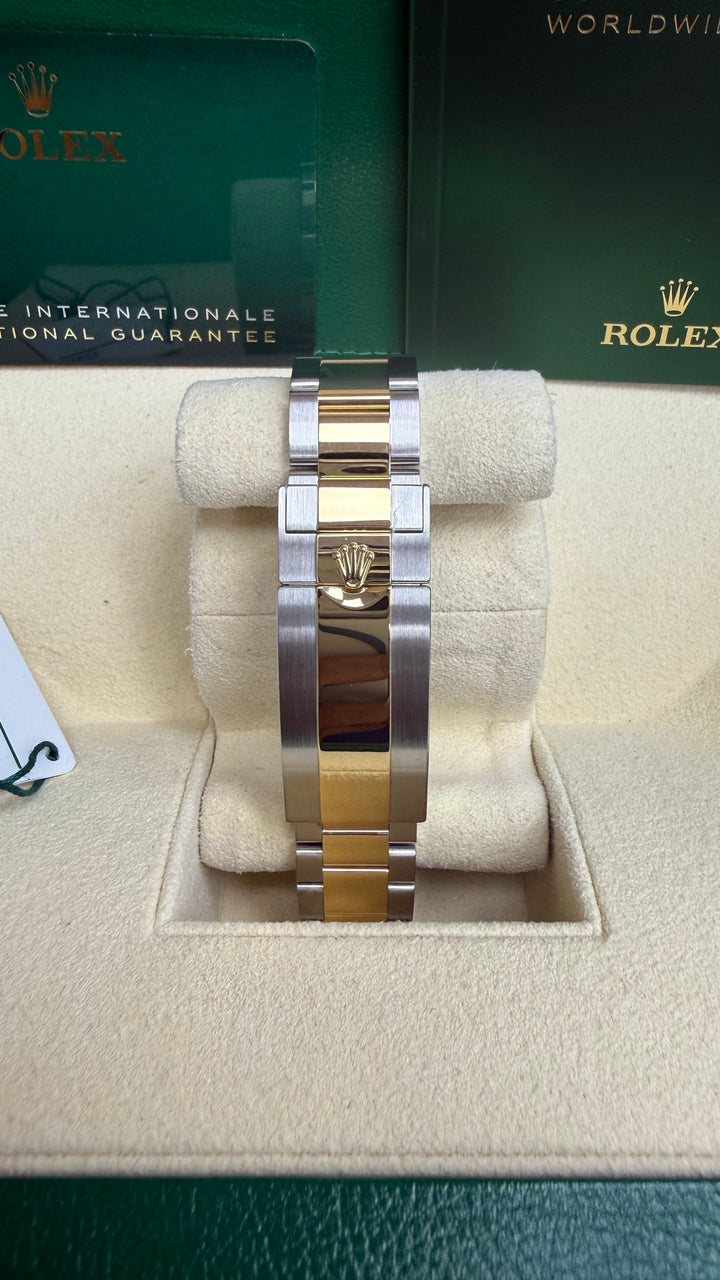 Rolex Submariner Blue Dial on Oyster 126613LB Card 2021
