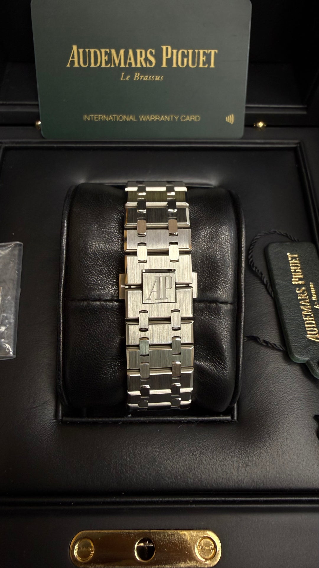 Audemars Piguet Royal Oak Selfwinding Slate Grey Dial on Bracelet 15500ST.OO.1220ST.02 Complete 2020
