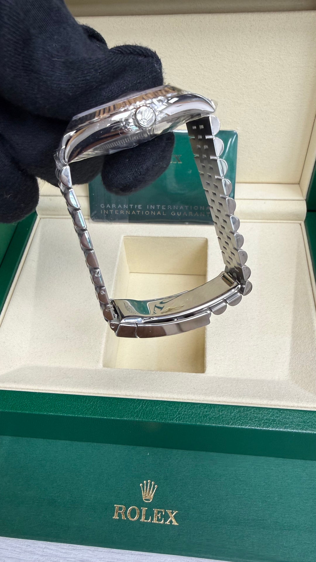 Rolex Datejust 36 Aubergine Purple Diamond Roman Vi And Ix Dial on Jubilee 126234 Card 2025