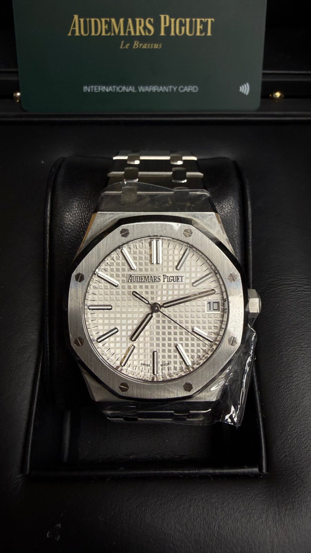 Audemars Piguet Royal Oak Selfwinding WHITE Dial on Bracelet 15510ST.OO.1320ST.08 Card 2024