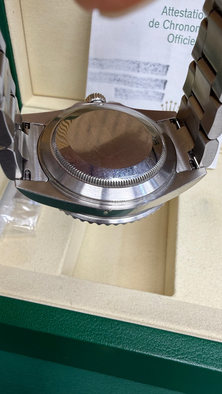 Rolex Submariner Black Dial on Oyster 16610LN Papers 2006