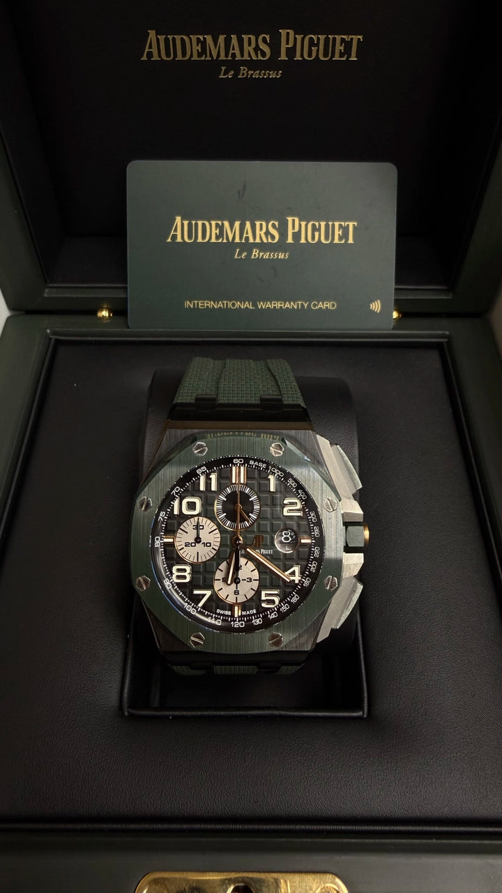 Audemars Piguet Royal Oak Offshore Chronograph Green Dial on Rubber Strap 26405CE.OO.A056CA.01 Card 2020
