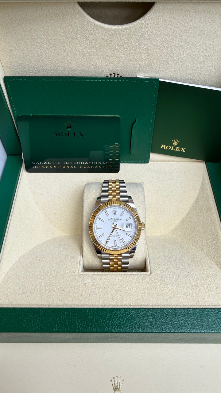 Rolex Datejust 41 White Index Dial on Jubilee 126333 Card 2023