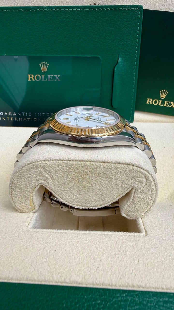 Rolex Datejust 41 White Index Dial on Jubilee 126333 Card 2023