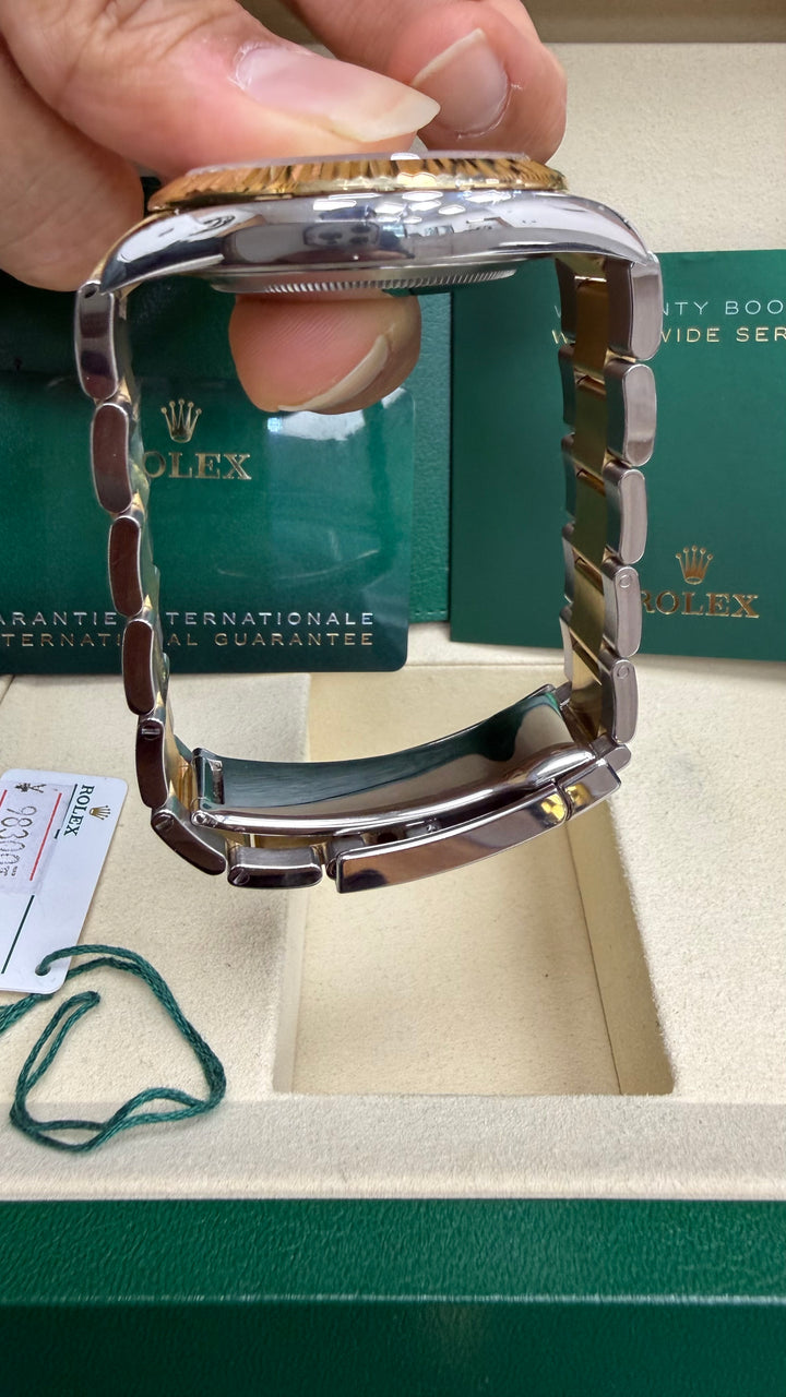 Rolex Datejust 41 Slate Green Roman Dial on Oyster 126333 Card 2021