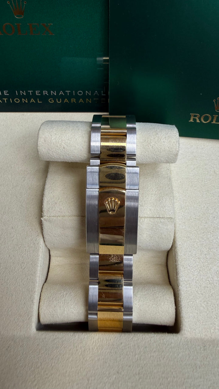 Rolex Datejust 41 Champagne Index Dial on Oyster 126333 Card 2021