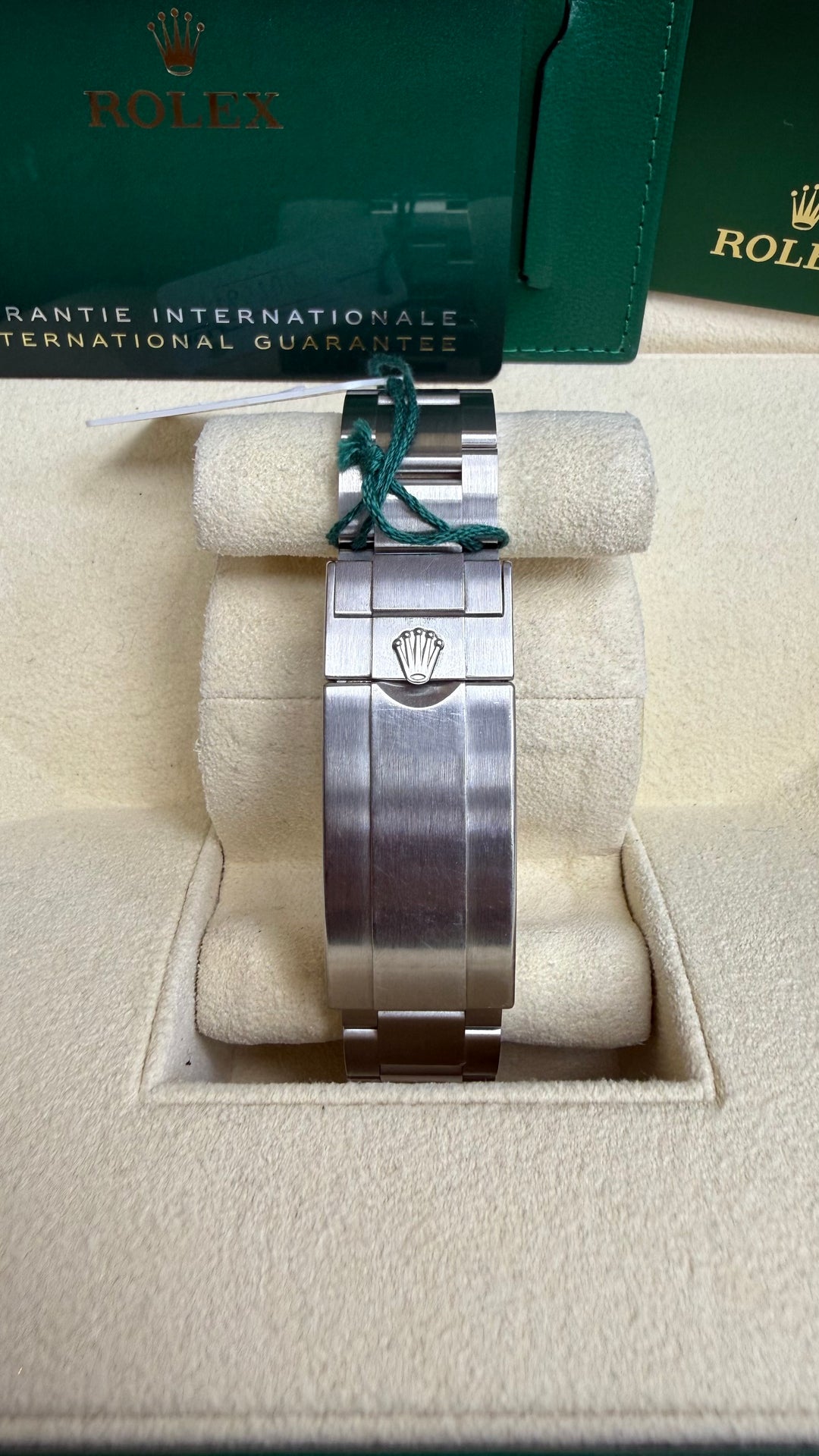 Rolex Submariner No-Date Black Dial on Oyster 124060 Card 2022