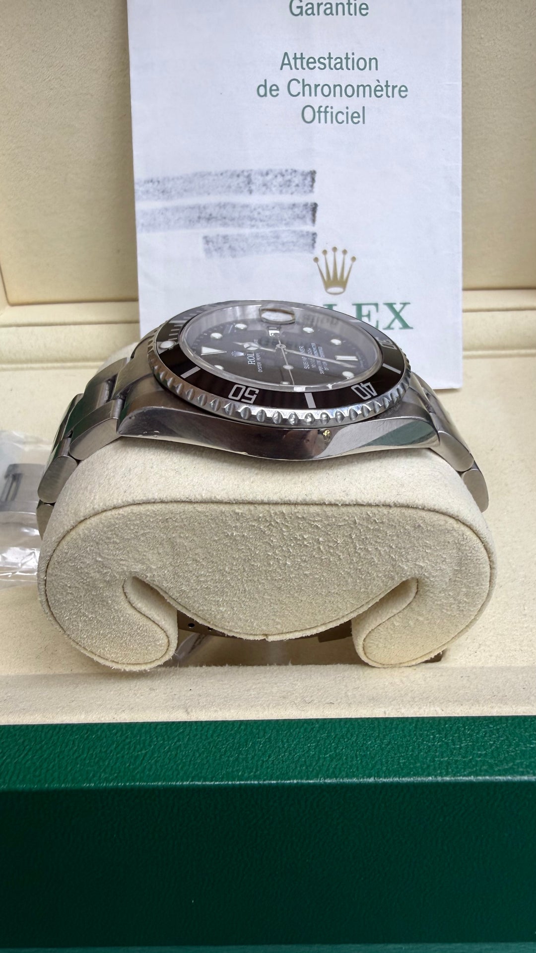 Rolex Submariner Black Dial on Oyster 16610LN Papers 2006
